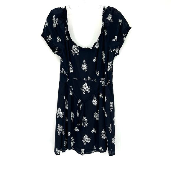 Abercrombie & Fitch women’s puff sleeves button front mini dress - Picture 7 of 9